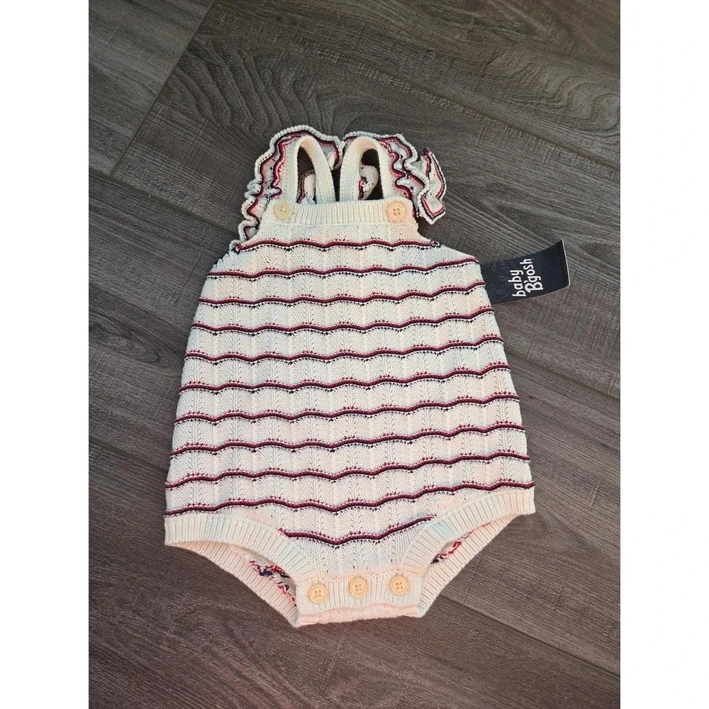 Oshkosh B'gosh baby girl romper 3‎ mos